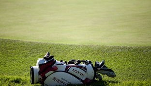 开云足球-世界青年羽毛球锦标赛中国选手再获佳绩，世界青年羽毛球锦标赛2021