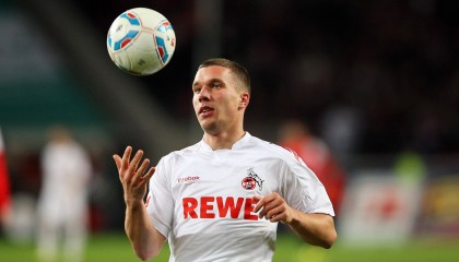 开云体育ios-奥格斯堡利用转换推进打出犀利反击，奥格斯堡战役